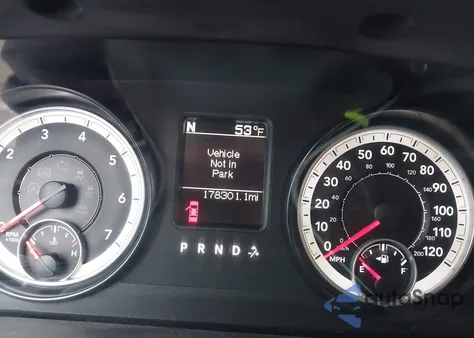 2014 Ram 1500 Big Horn z USA, uszkodzony, nr VIN 1C6RR7GT8ES407752